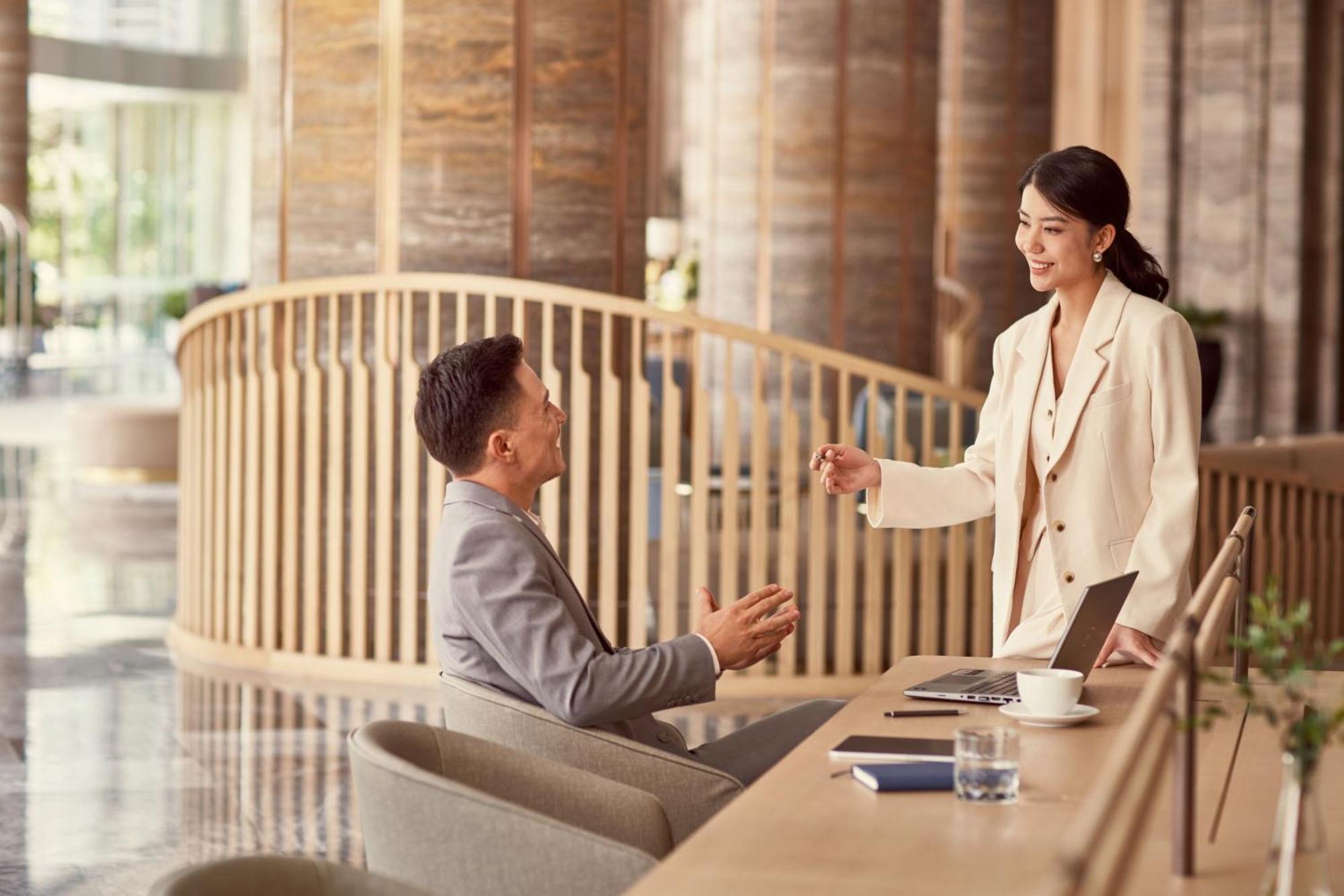 Sheraton Hai Phong Bagian luar foto